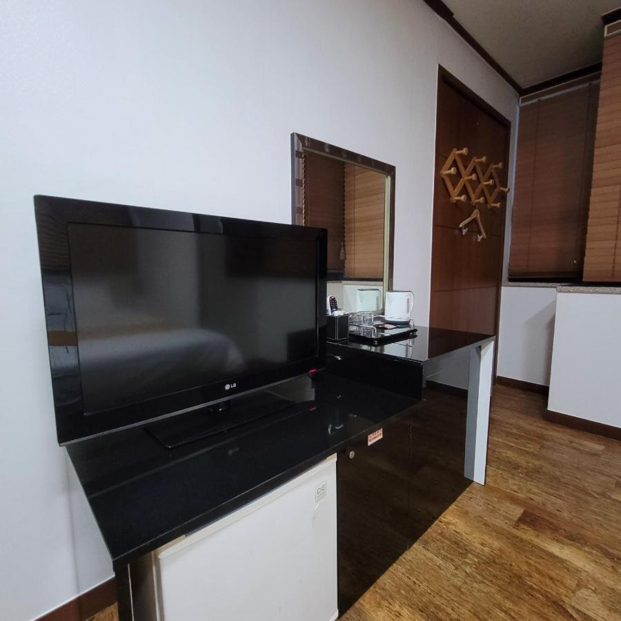 International Hotel ג'גו מראה חיצוני תמונה