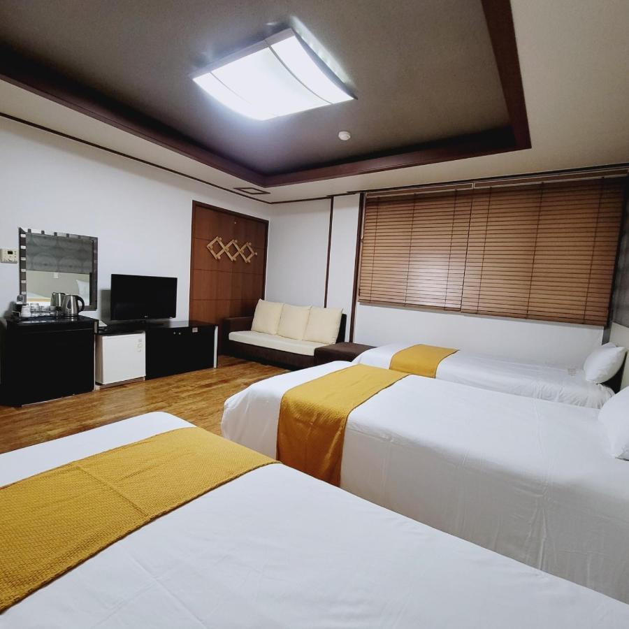 International Hotel ג'גו מראה חיצוני תמונה