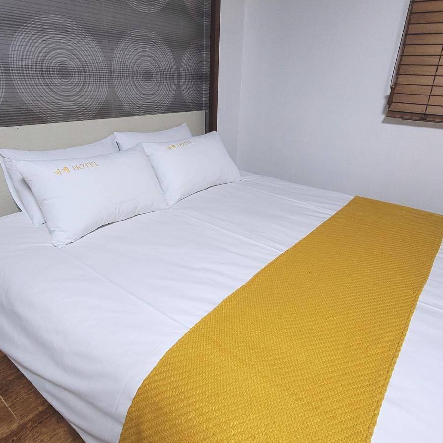 International Hotel ג'גו מראה חיצוני תמונה
